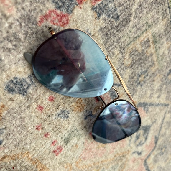 Ray-Ban Aviator Mirrored Sunglasses - Rose Gold Frame, Blue-Purple Lenses main image 6